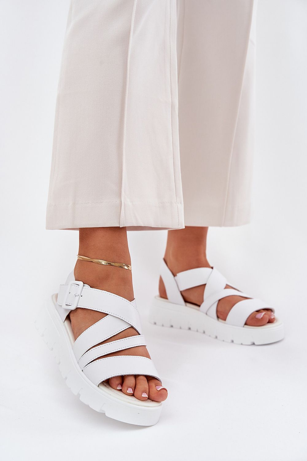 Sandals model 209882 Step in style