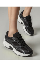 Sport Shoes model 210244 Inello