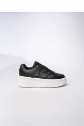 Sport Shoes model 210575 Inello