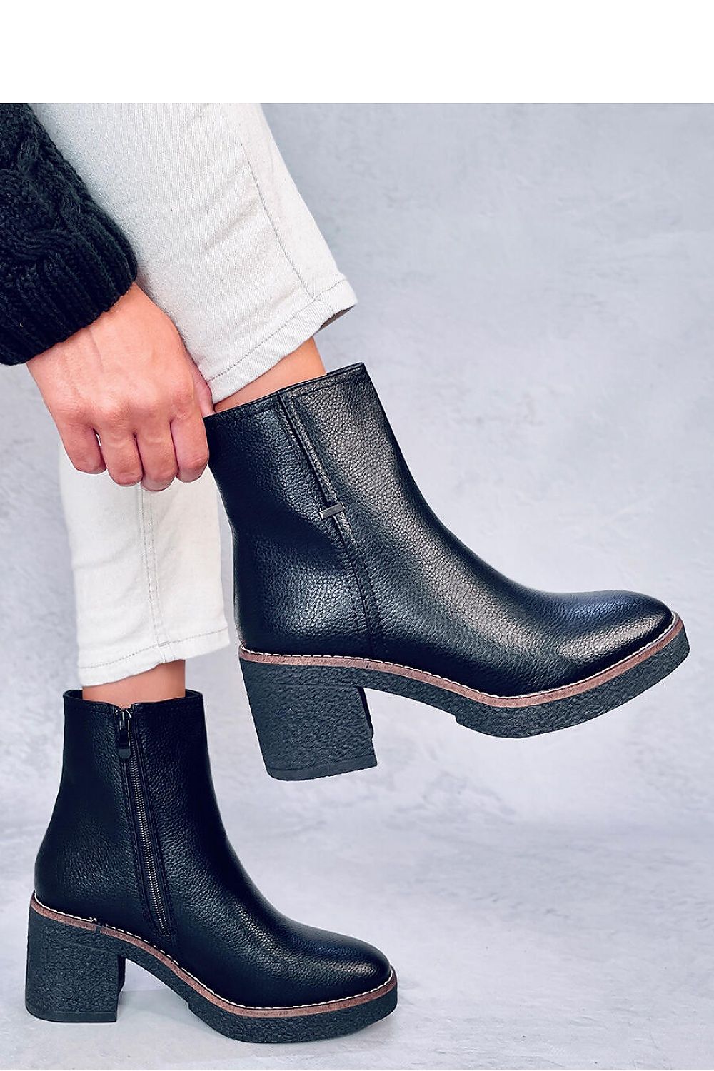  Heel boots model 187386 Inello 