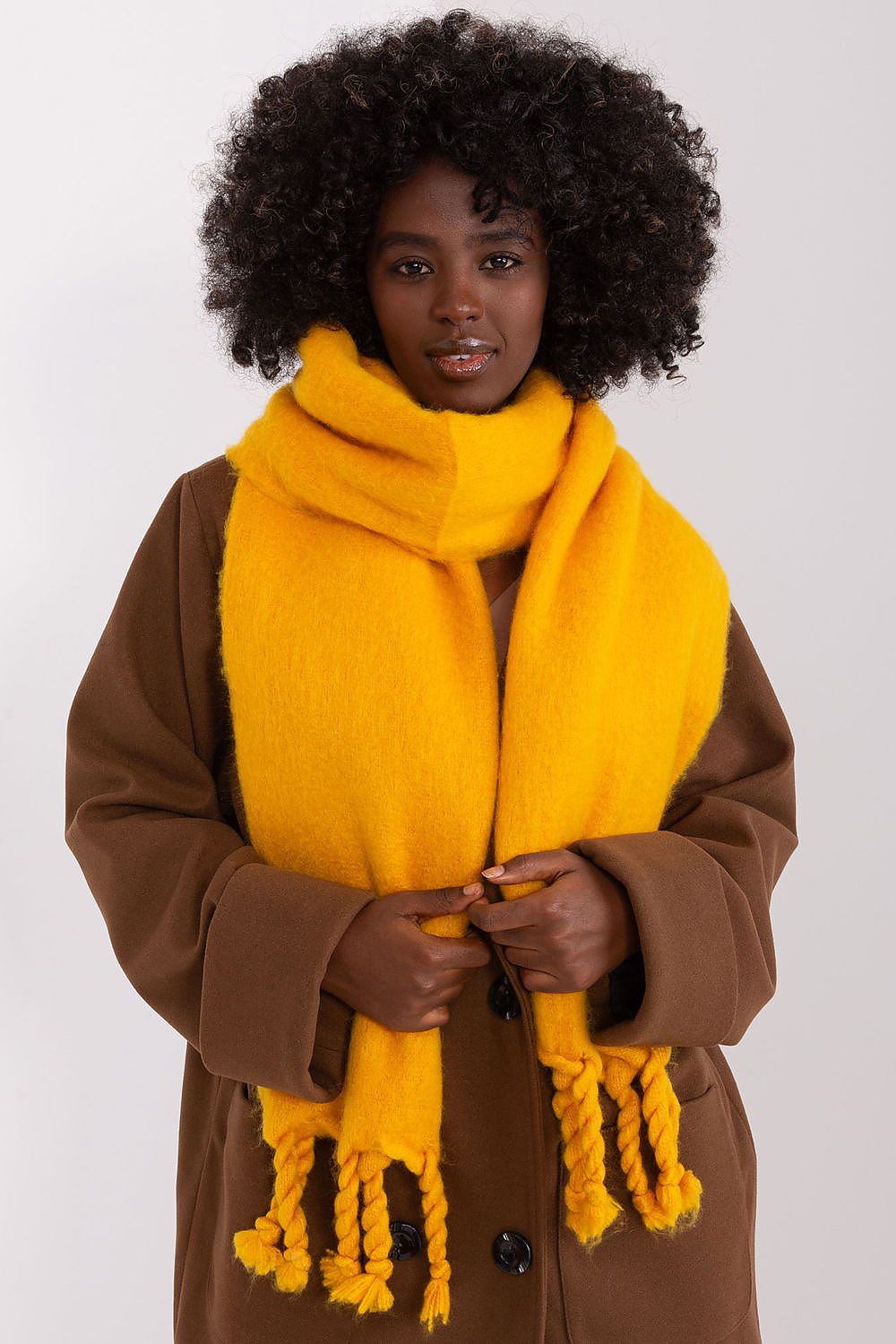  Shawl model 190577 AT 