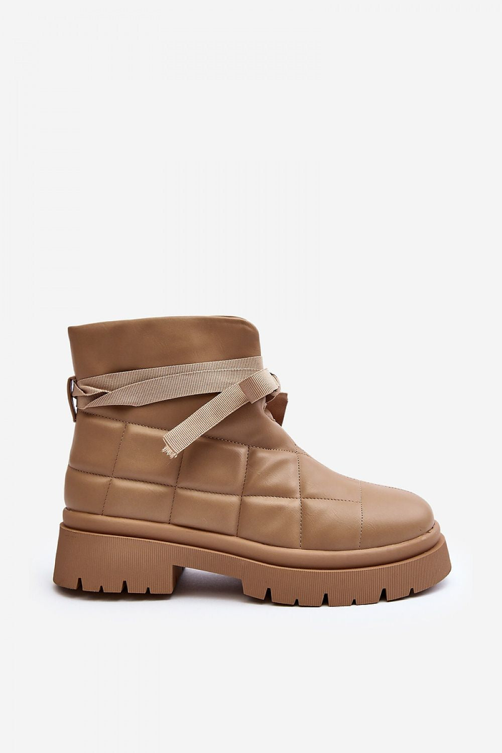  Boots model 191188 Step in style 