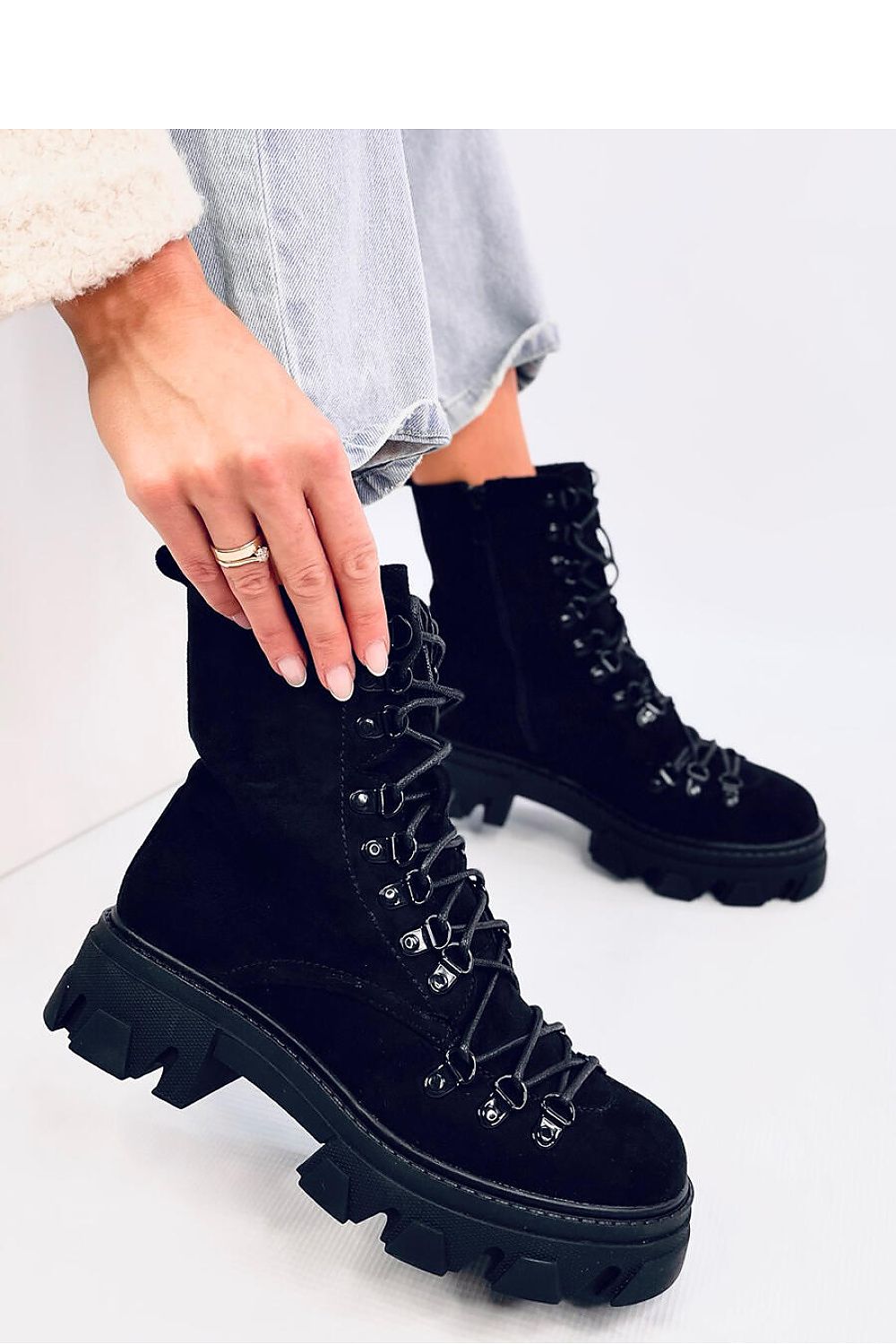  Boots model 203029 Inello 