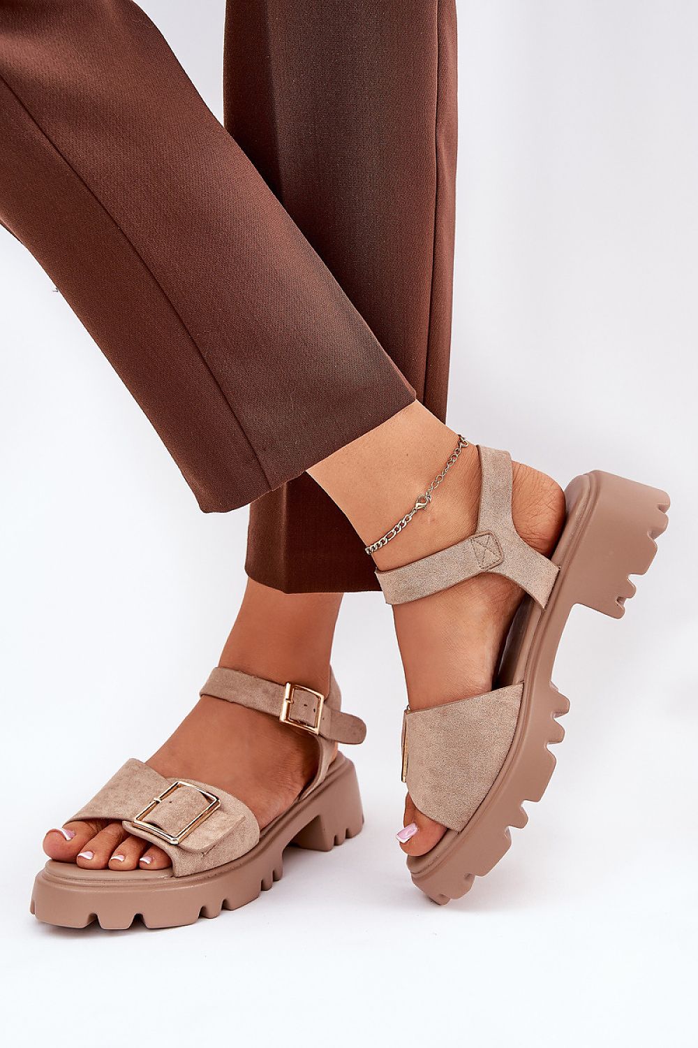  Sandals model 210052 Step in style 