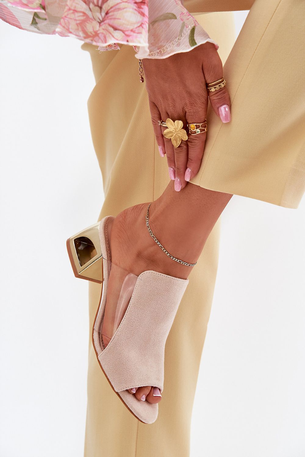  Flip-flops model 214713 Step in style 