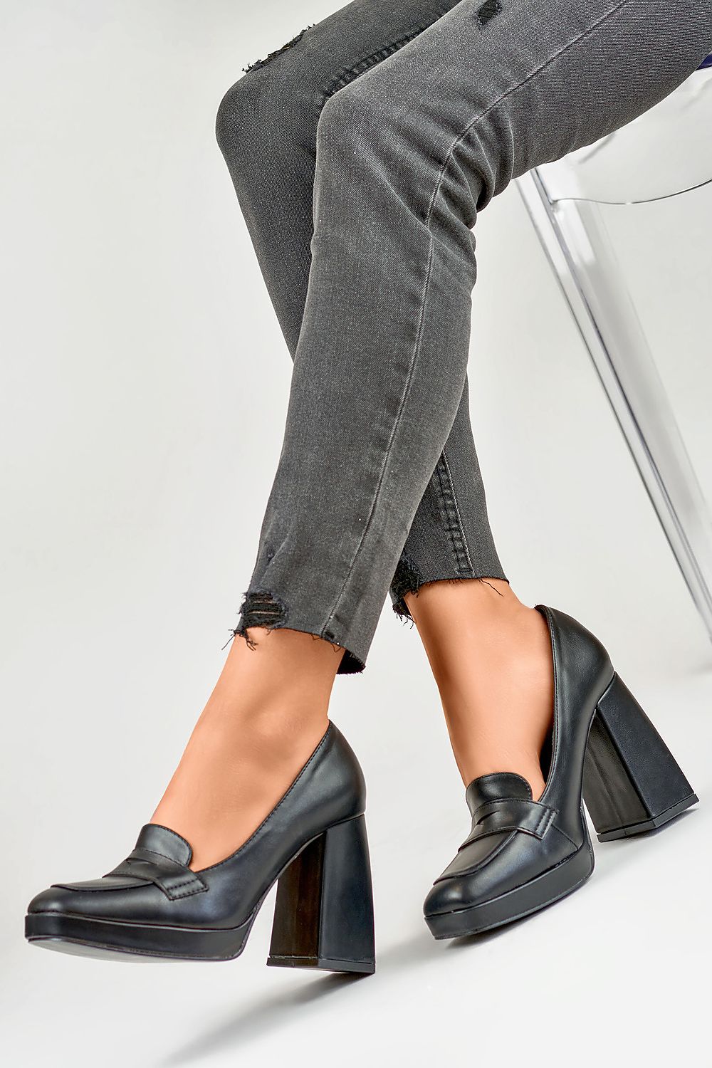  Heel pumps model 185398 PRIMO 